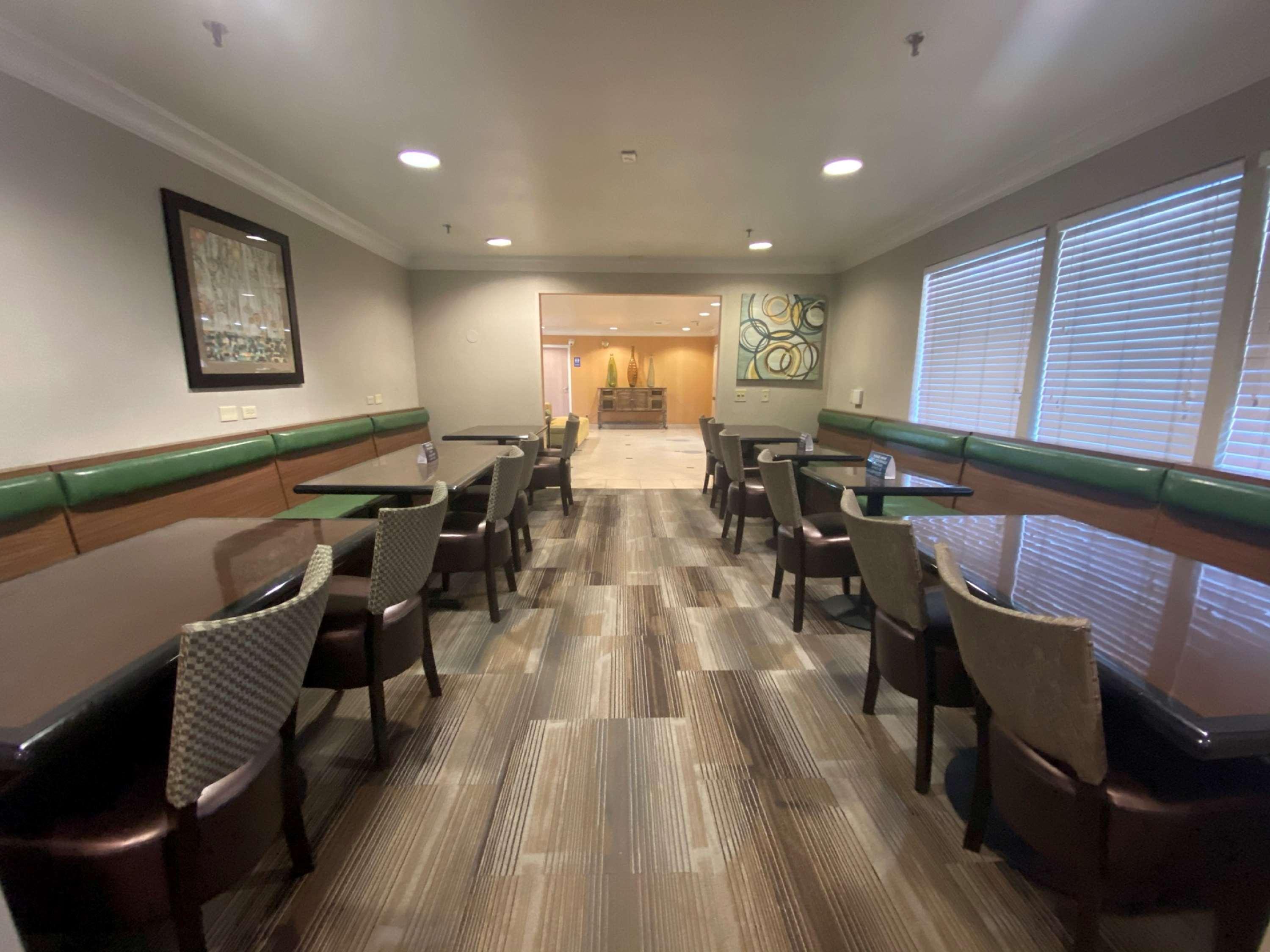 Surestay Hotel By Best Western Ontario Airport Extérieur photo